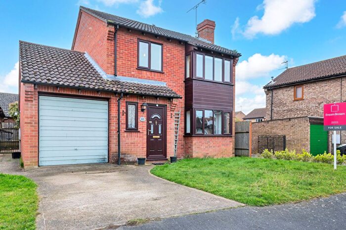 3 Bedroom Detached House For Sale In Fox Wood North, Soham, CB7