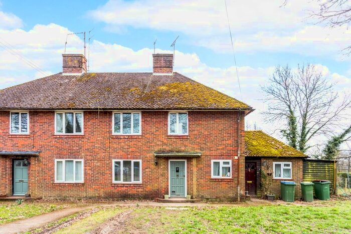 1 Bedroom Flat To Rent In Ends Place, Byfleets Lane, Warnham, Horsham, RH12