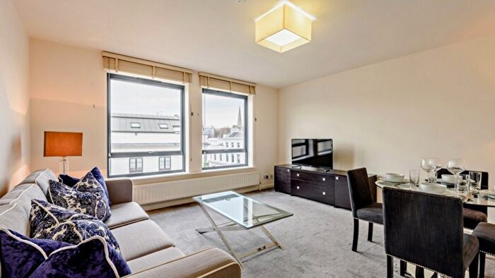 2 Bedroom Flat To Rent In Fulham Road, South Kensington, London, SW3