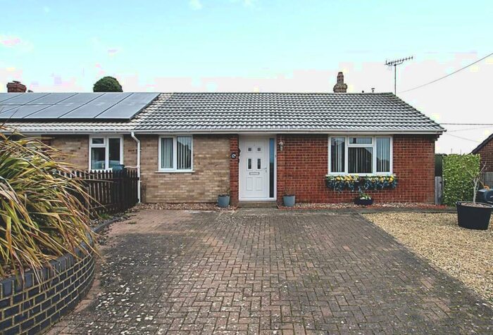 2 Bedroom Semi-Detached Bungalow For Sale In Watson Close, Upavon, Pewsey, SN9
