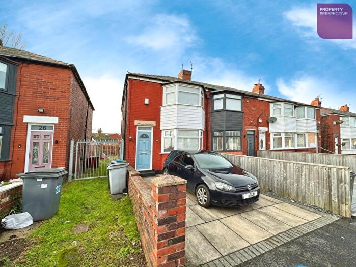 2 Bedroom End Of Terrace House For Sale In June Avenue, Blackpool, FY4