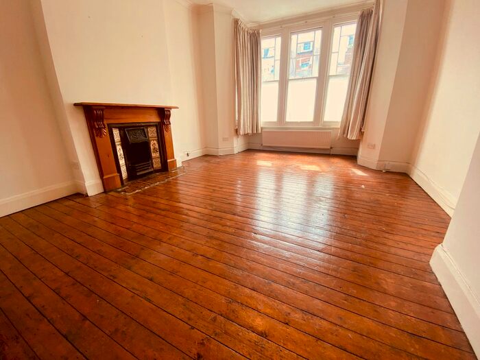 2 Bedroom Flat To Rent In Cecile Park, Crouch End, N8