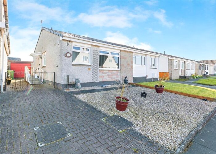 2 Bedroom Semi-Detached Bungalow For Sale In Chisholm Avenue, Stirling, FK9