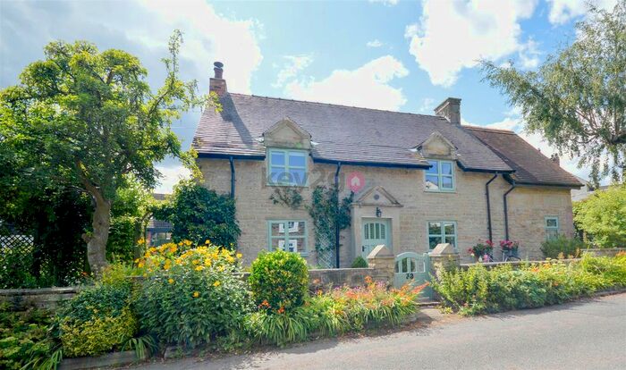 4 Bedroom Cottage For Sale In The Lane, Spinkhill, Sheffield, S21
