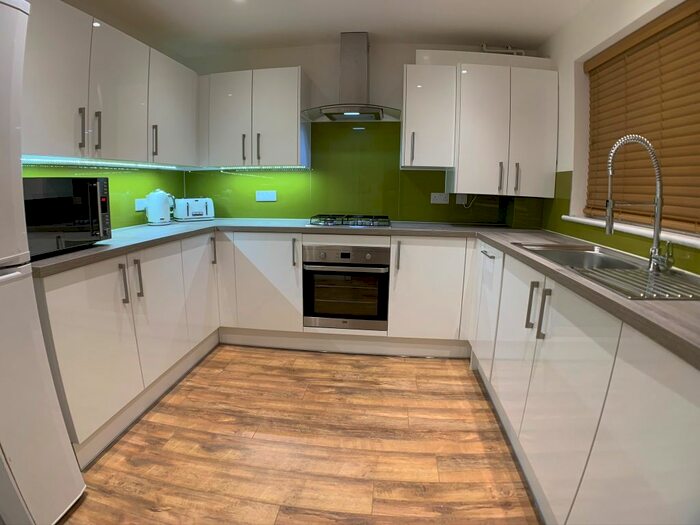 6 Bedroom Property To Rent In Okehampton Road, St. Thomas, Exeter, EX4