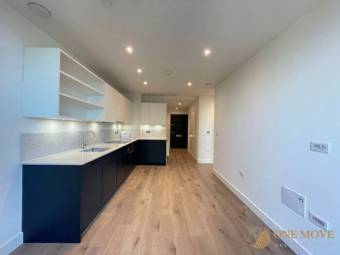 Studio To Rent In Menara Point, Twelvetrees Park, E16