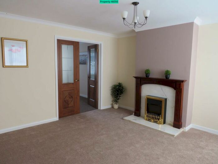 3 Bedroom Semi-Detached House To Rent In Dene Drive, Durham, DH1