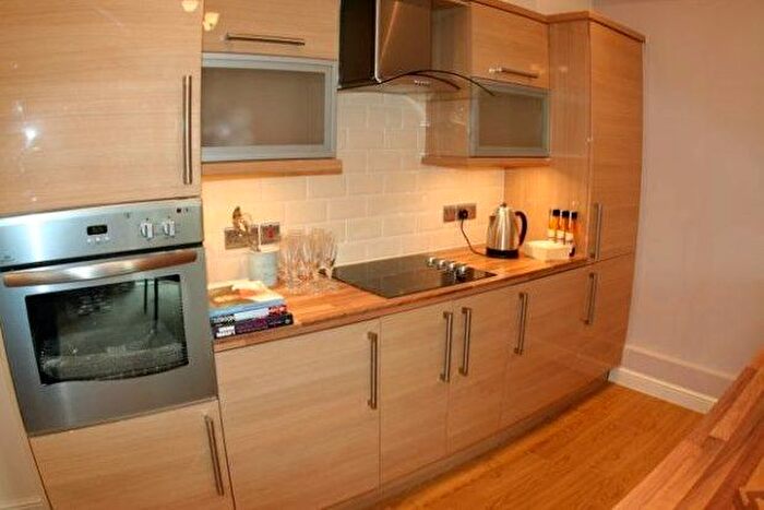 2 Bedroom Flat To Rent In Bewsey Street, Warrington, WA2