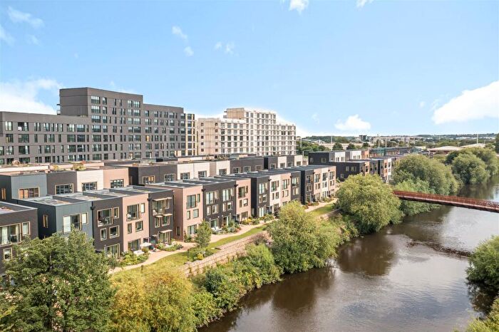 2 Bedroom Apartment To Rent In Aire Lofts, Climate Innovation District, LS9