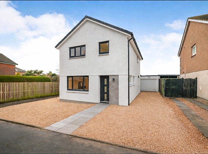 3 Bedroom Detached House For Sale In , Pirleyhill Gardens, Falkirk, FK1
