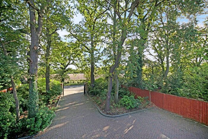 6 Bedroom Detached House To Rent In Winkfield Road, Windsor, SL4
