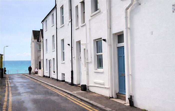 2 Bedroom Maisonette For Sale In Sandgate High Street, Sandgate, Folkestone, Kent, CT20