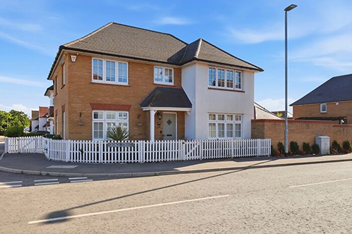4 Bedroom Detached House For Sale In George Street, Westley Green, Langdon Hills, Essex, SS16
