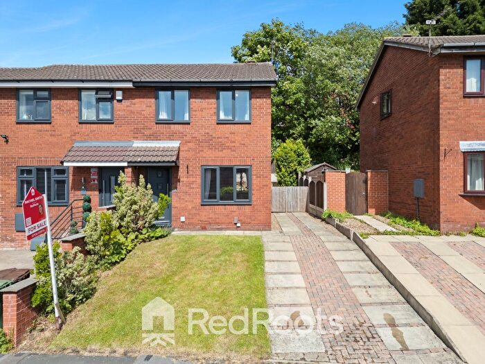 3 Bedroom Semi-Detached House For Sale In St John's Chase, WF1