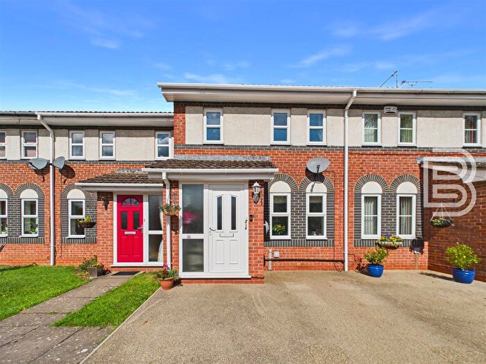 3 Bedroom Terraced House For Sale In Grendon Drive, Rugby, CV21