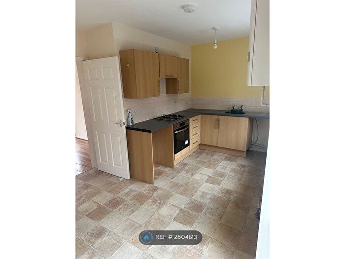 3 Bedroom End Of Terrace House To Rent In Duffryn Street, Ferndale, CF43