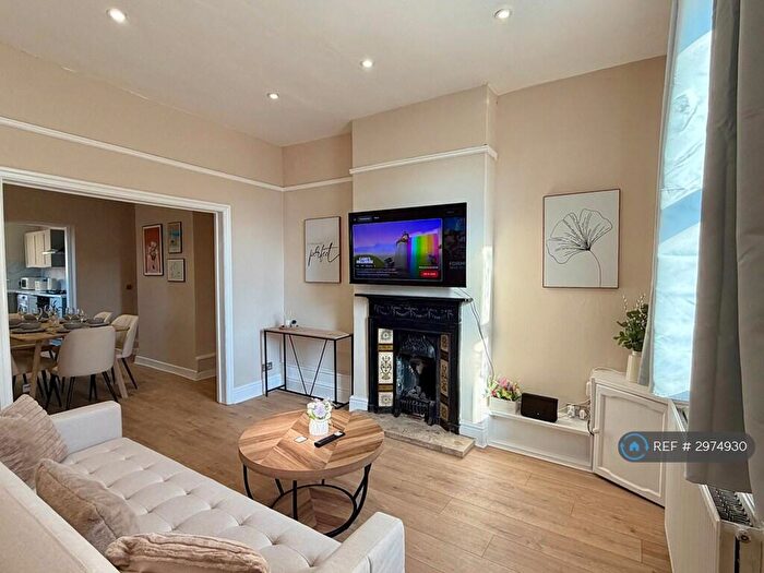 3 Bedroom End Of Terrace House To Rent In Green Lane, Liverpool, L23