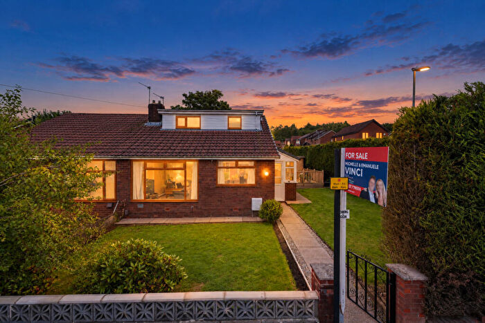 4 Bedroom Bungalow For Sale In Angela Avenue, Oldham, OL2