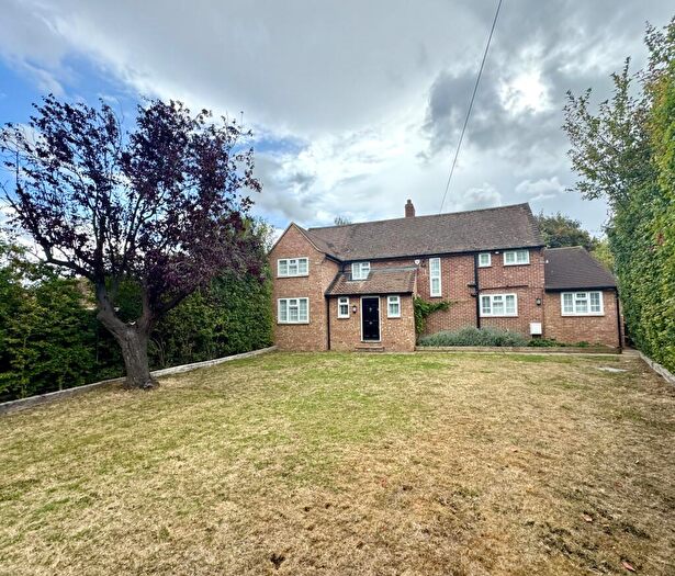 5 Bedroom Detached House To Rent In The Street, Bramley, RG26