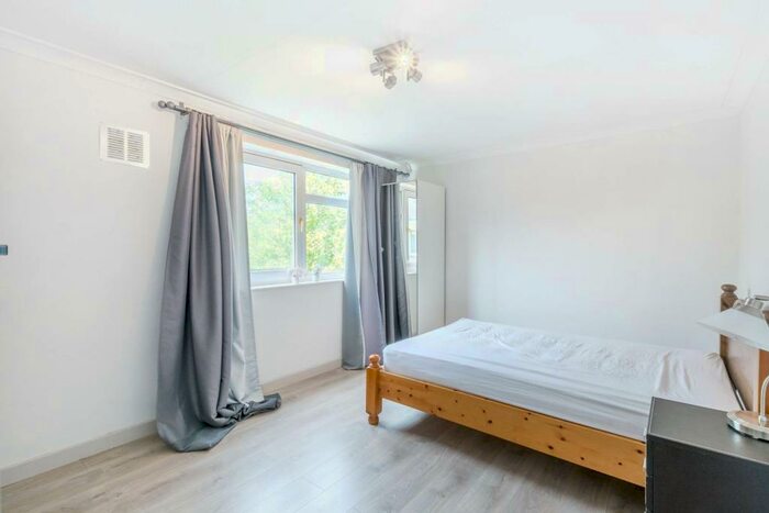 2 Bedroom Flat To Rent In Bridgewater Road, Alperton, Wembley, HA0