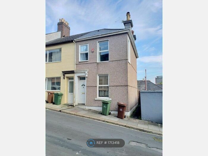 3 Bedroom End Of Terrace House To Rent In Wesley Place, Mutley, Plymouth, PL3
