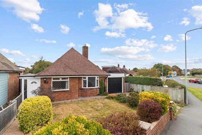 3 Bedroom Detached Bungalow For Sale In Coppice Avenue, Eastbourne, BN20