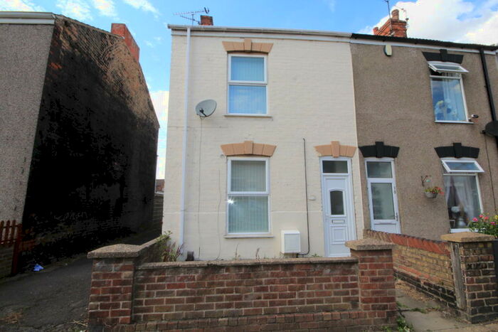 3 Bedroom End Of Terrace House To Rent In Stanley St, Grimsby, DN32