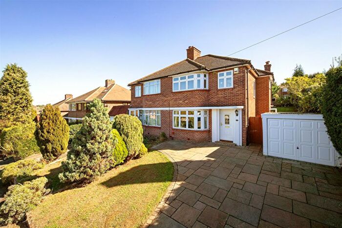 3 Bedroom Semi-Detached House For Sale In Eskdale Gardens, Purley, CR8