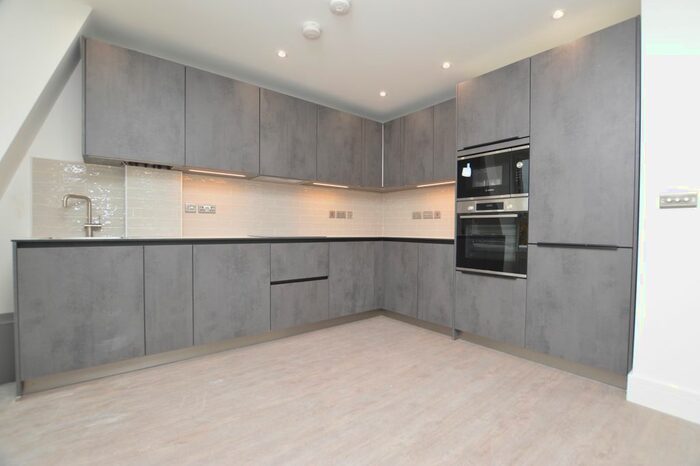 2 Bedroom Flat To Rent In Wells Park Road, London SE26