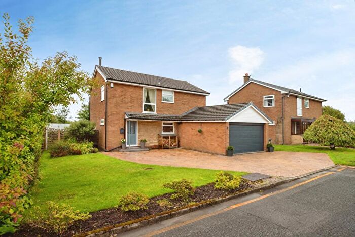 4 Bedroom Detached House For Sale In Sabden Close, Bury, Greater Manchester, BL9