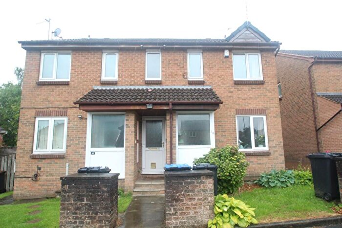 1 Bedroom Flat To Rent In Yarrow Drive, Harrogate, North Yorkshire, Uk, HG3