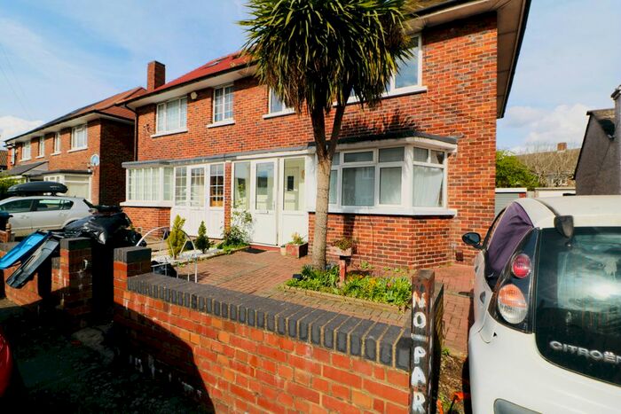 3 Bedroom Semi-Detached House To Rent In Bolstead Road, Mitcham, CR4