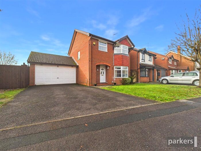 4 Bedroom Detached House For Sale In Chatteris Way, Lower Earley, Reading, Berkshire, RG6