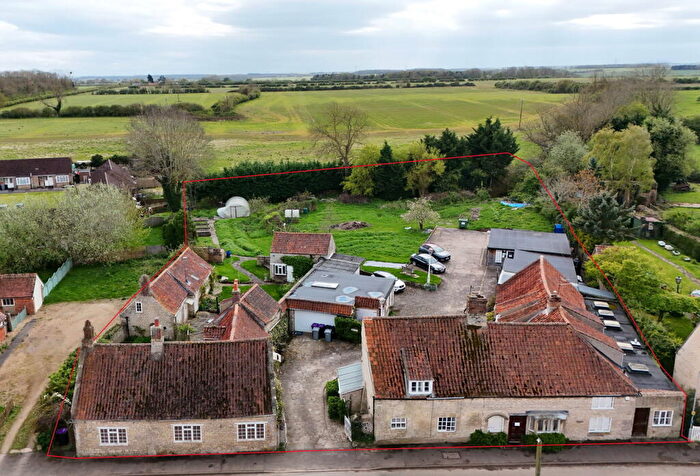 10 Bedroom Detached House For Sale In Greenfields, Beau Cottage & Whitegates, Swinstead., NG33