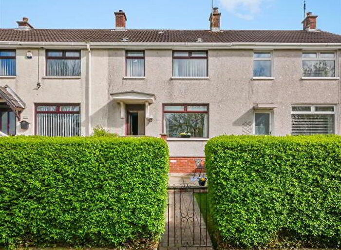 3 Bedroom Terrace House For Sale In Killynether Walk, Belfast, BT8
