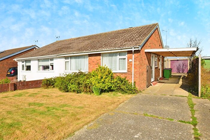 2 Bedroom Bungalow For Sale In Copperfields, Lydd, Romney Marsh, Kent, TN29