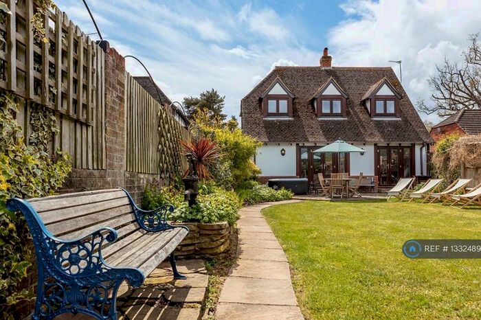 4 Bedroom Detached House To Rent In Forest Road, Warfield, Bracknell, RG42