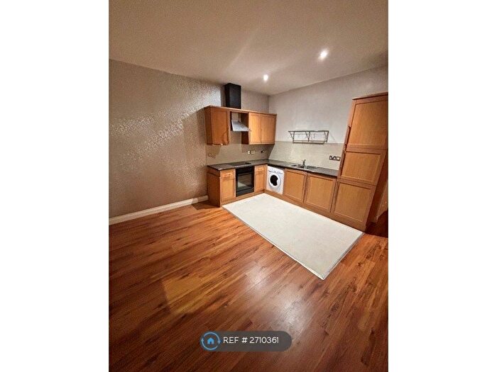 2 Bedroom Flat To Rent In Park Tower, Hartlepool, TS24