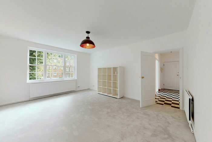 2 Bedroom Flat To Rent In John Spencer Square, London, N1