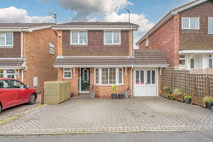 3 Bedroom Detached House For Sale In Sherrans Dell, Wolverhampton, WV4