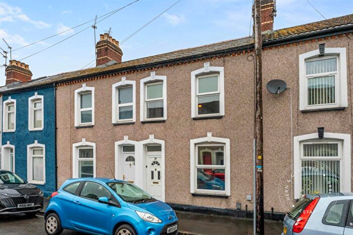 2 Bedroom Terraced House For Sale In Chancery Lane, Riverside, Cardiff, CF11