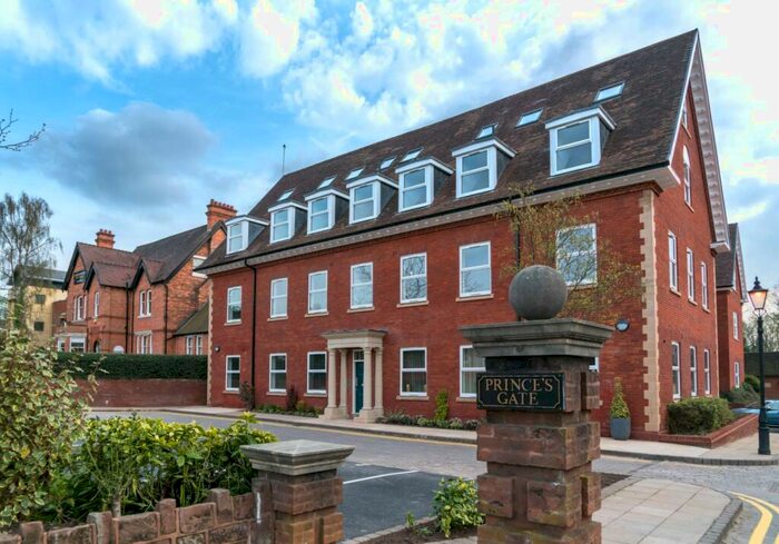 1 Bedroom Flat To Rent In Consort House, - Homer Road, Solihull, West Midlands, B91