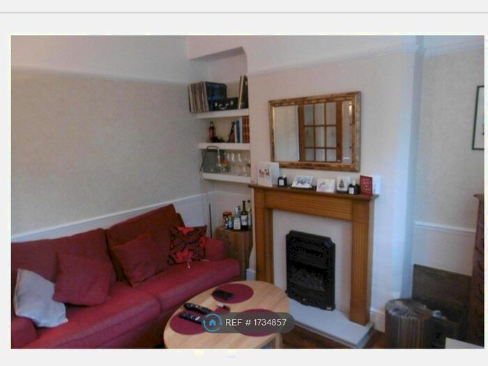2 Bedroom Terraced House To Rent In Ena Avenue, Nottingham, NG2