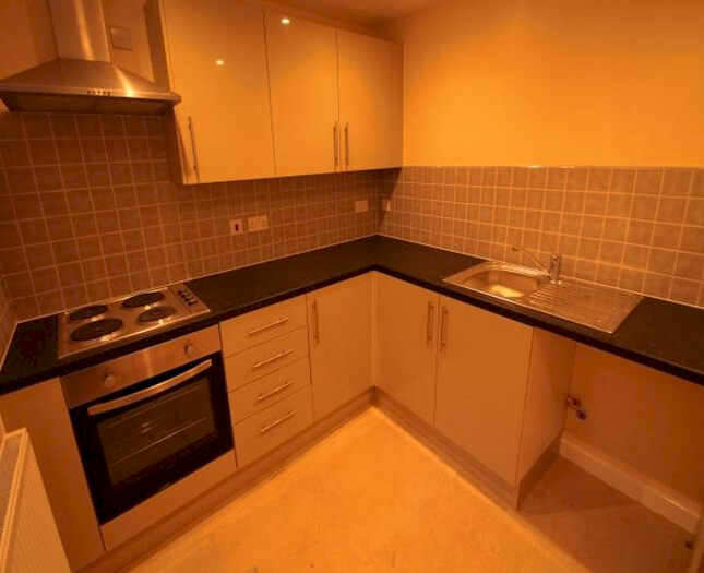 1 Bedroom House To Rent In Estcourt Terrace, Leeds, LS6