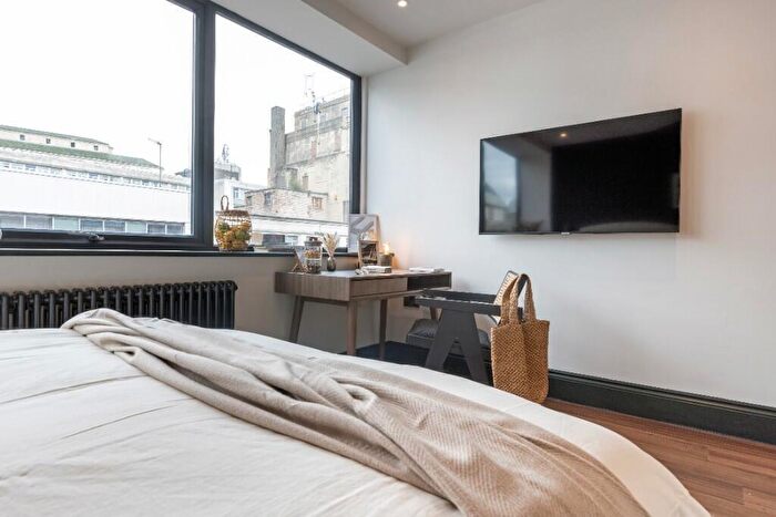 Studio To Rent In James Street, Liverpool, Merseyside, L2