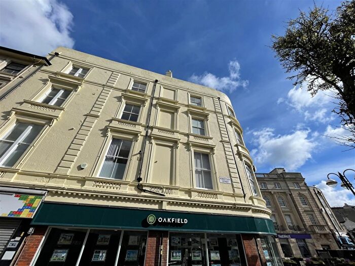 4 Bedroom Flat To Rent In Havelock Road, Hastings, TN34