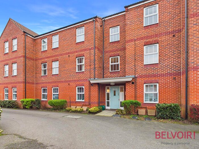 2 Bedroom Flat For Sale In Barrowsgate, Newark, NG24