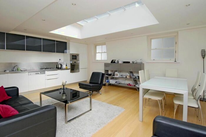 2 Bedroom Flat To Rent In Queens Gardens, Bayswater, W2