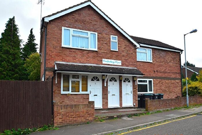 2 Bedroom Flat To Rent In Canterbury Court, Canterbury Close, Luton, LU3