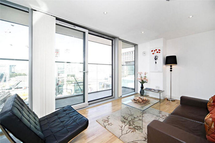 1 Bedroom Apartment To Rent In Landmark East, Canary Wharf, E14